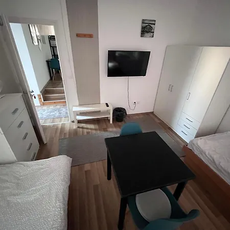 Гостевой дом Majus 1 Vendeghaz- Se 3*
