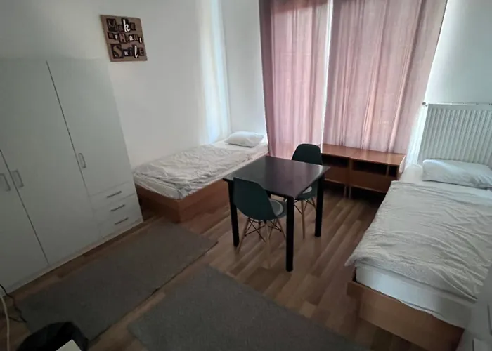 Május 1 Vendégház- 3* Se