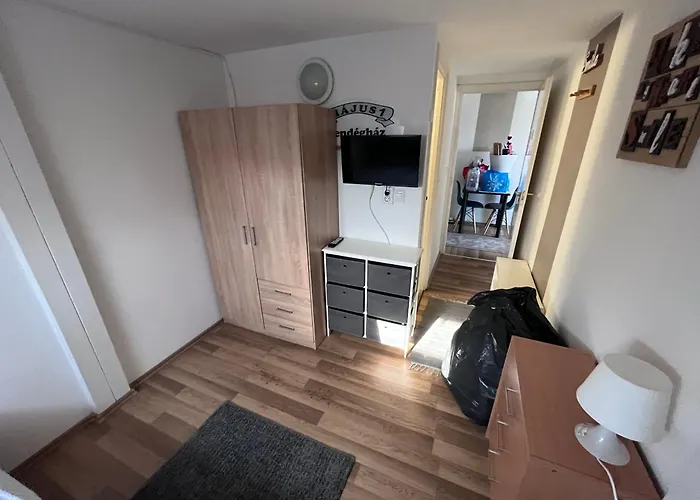 Affittacamere Május 1 Vendégház-