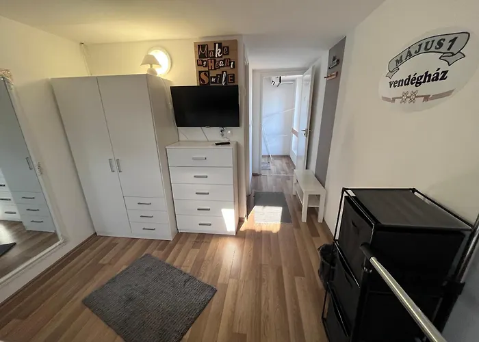 Május 1 Vendégház- 3*